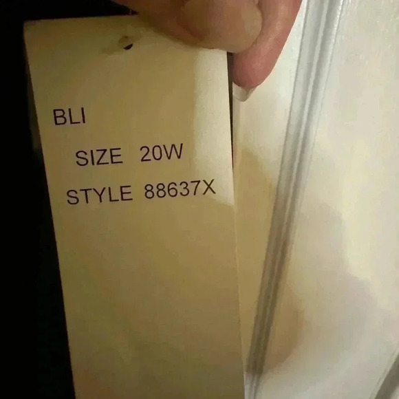 NWT Studio I Women’s Dress Size 20 - Picture 4 of 10